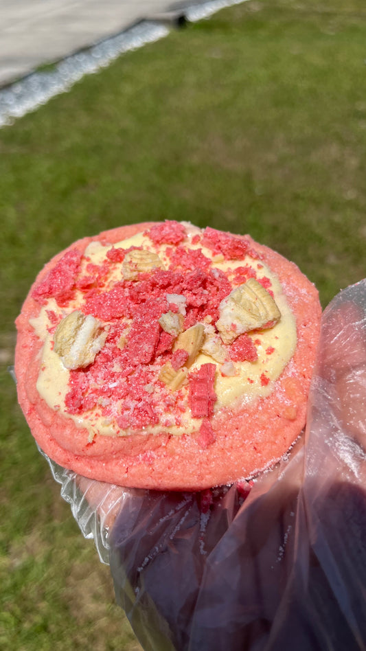 Strawberry Crunch Cookies